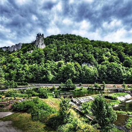 Hotel-Gasthof Neumuehle Kreenheinstetten Экстерьер фото