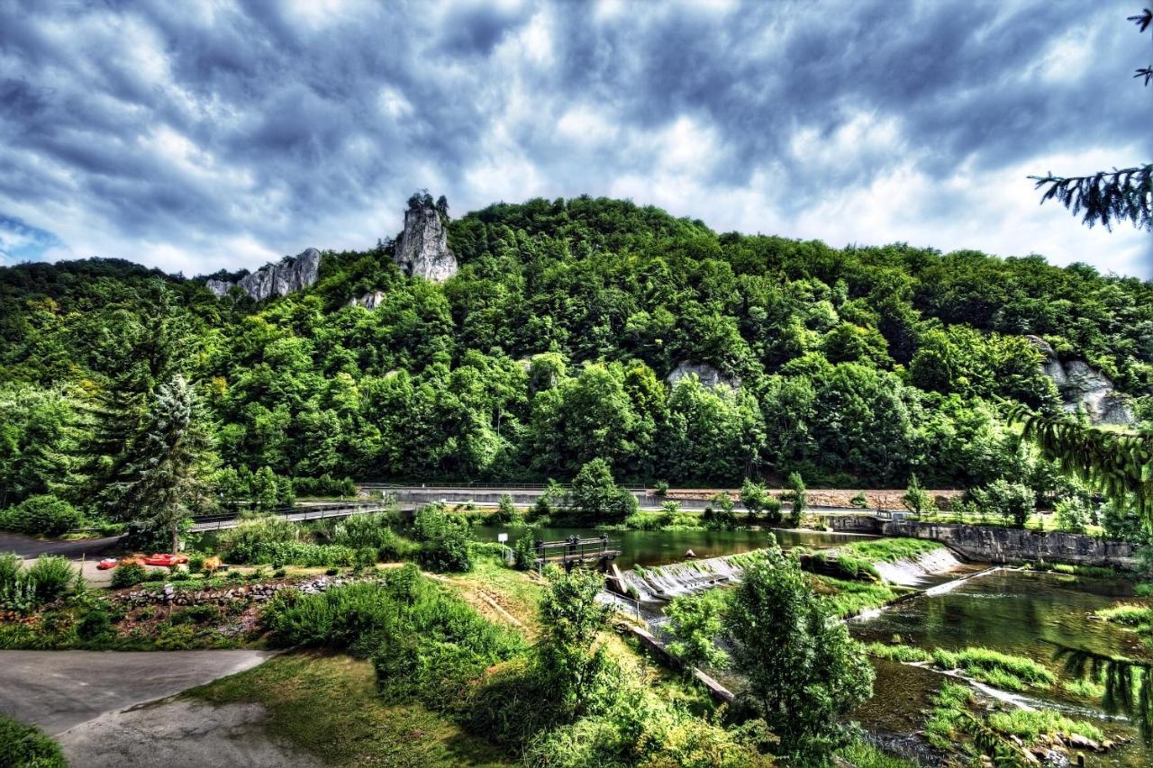 Hotel-Gasthof Neumuehle Kreenheinstetten Экстерьер фото